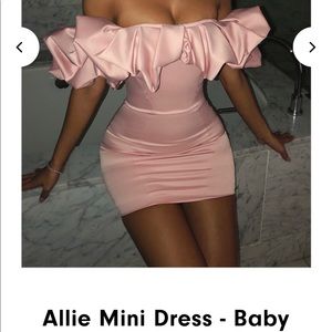 Dress( baby pink brand new) size M